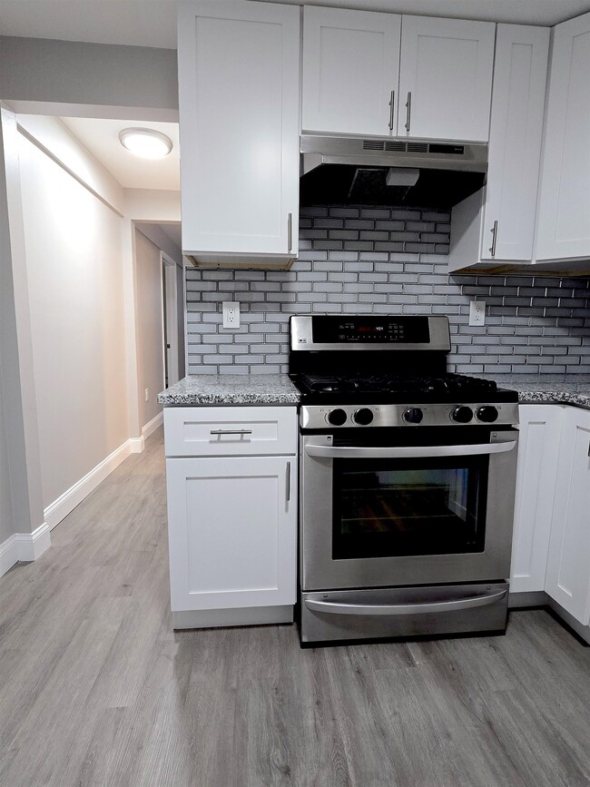 Photo - 18 68th St Unidad apt 1