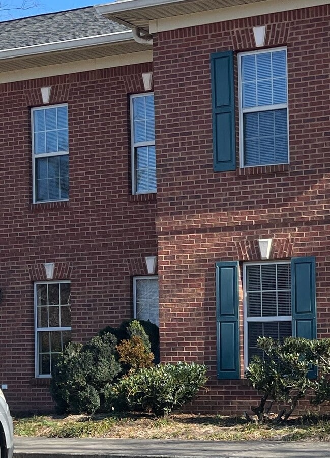 3822 - 3822 House