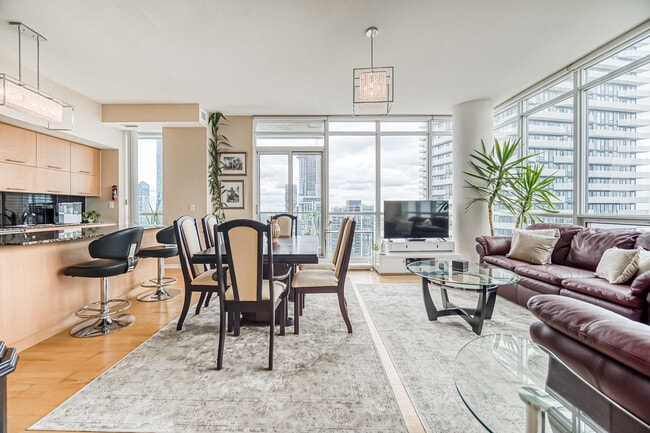 Photo - 55 Bremner Blvd