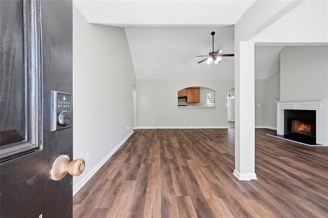 465 Camella Cir
