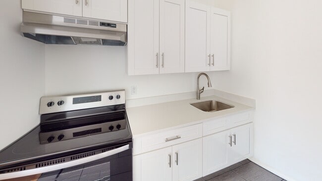 4C - PEEK Arlington Grove, LLC - 61 N Arlington Ave