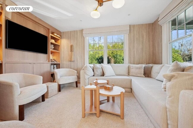 Photo - 39 Miller Ln W