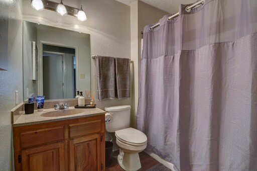 Photo - Darby Square