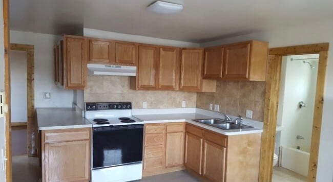 Building Photo - 349 Hampden St Rental