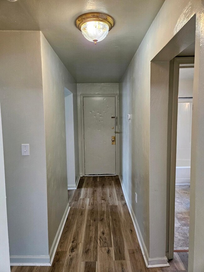 Photo - 1222-1224 Maple Ave SW