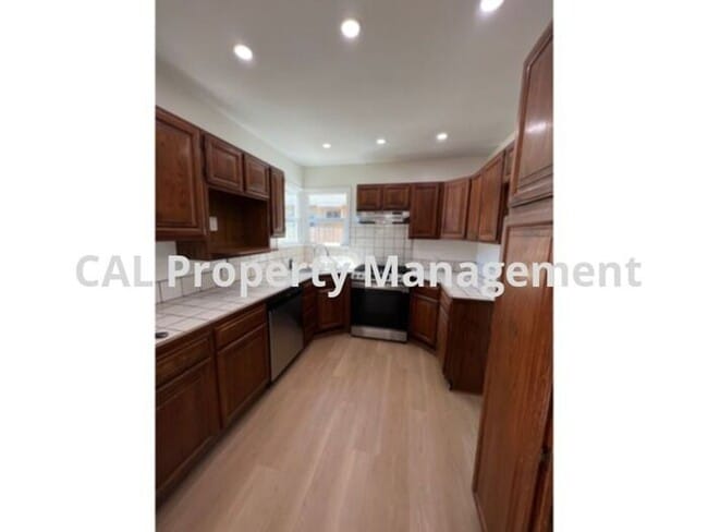 Photo - Burbank House for Rent in Great Location!