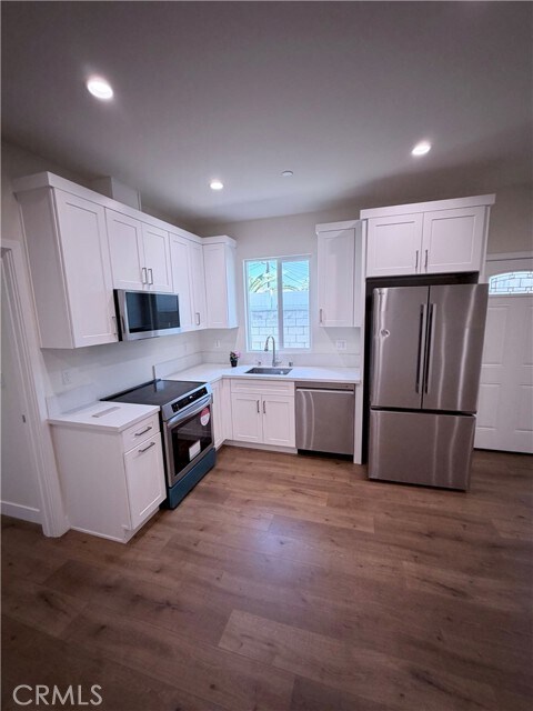 Photo - 8146 Vantage Ave