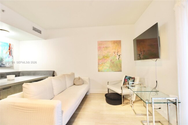 Photo - 435 21st St Unidad 102