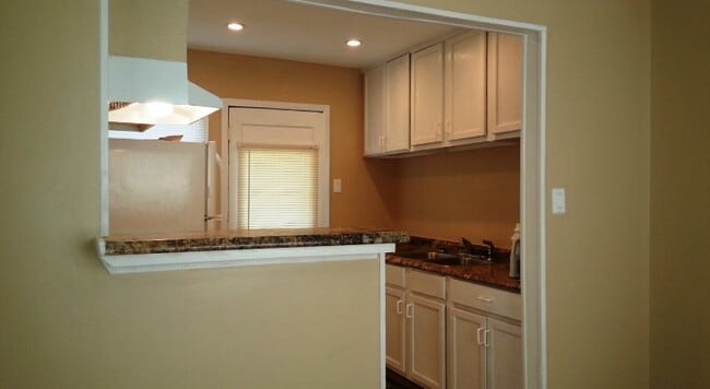 Photo - 3208 Wildwood St Unidad A