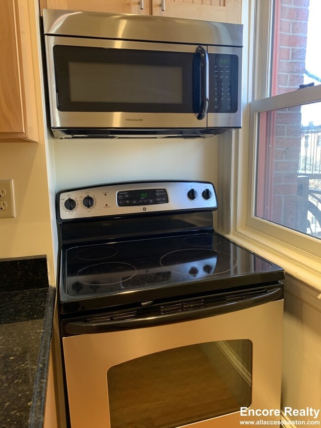 Photo - 195 Commonwealth Ave Unit 7