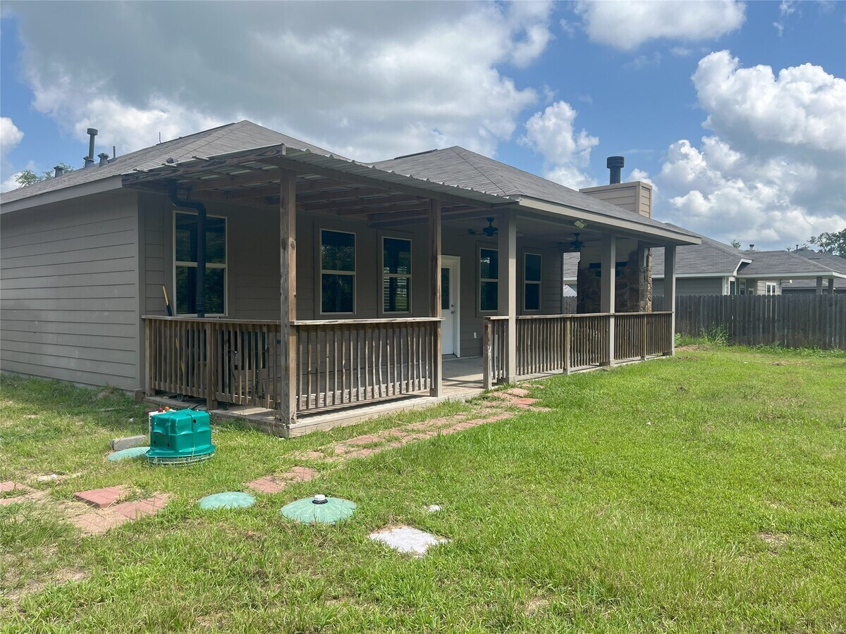 Photo - 24585 Meath St