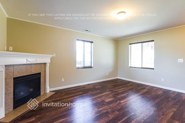 Photo - 1319 Daffodil Ave NE