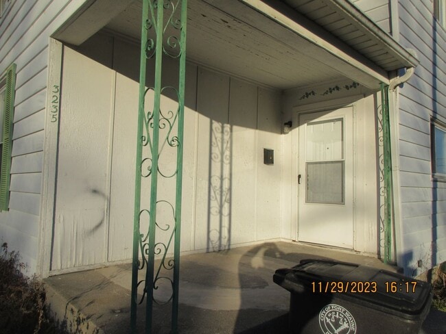 Photo - 3235 S Harrison St Unit 3235 S Harrison