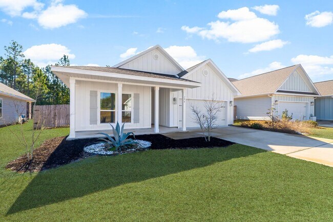 Photo - 156 Emarie Grey Cir