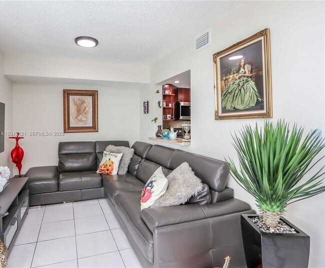 Photo - 2055 SW 122nd Ave Unit 306