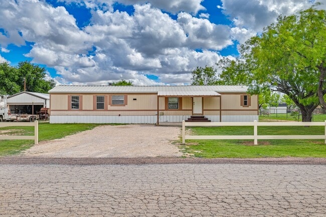 Building Photo - 31 Cinnamon Ln