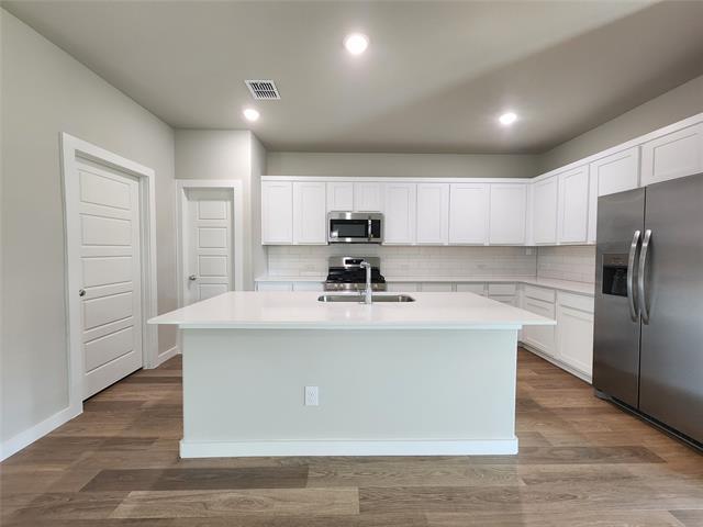 Photo - 607 Whispering Winds Trl