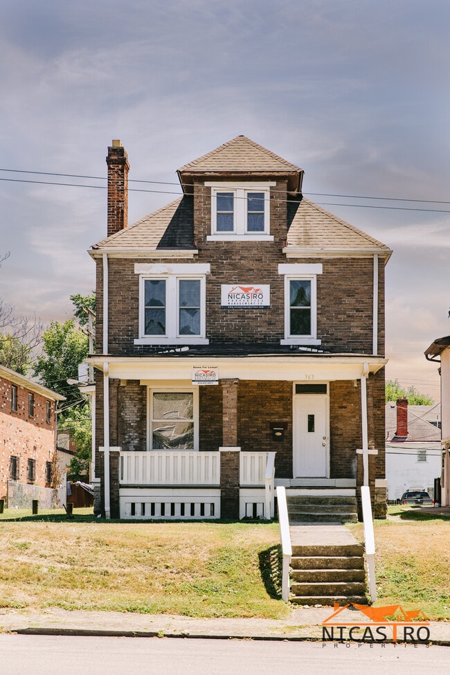 Photo - 363 E 12th Ave