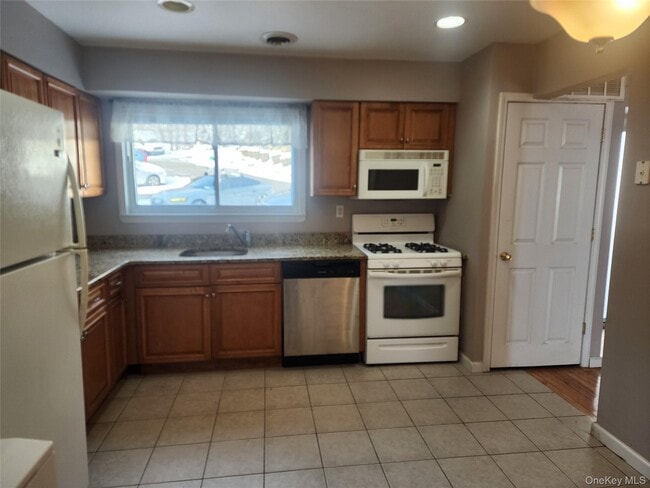 Photo - 18 Pavilion Ridge Way Unit 1