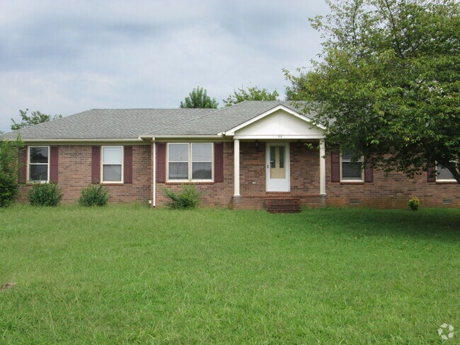 Building Photo - Coming Soon Great location! Rental