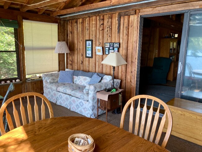 Photo - 4839 Lake Lucerne Dr