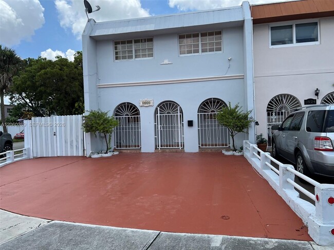 Photo - 1820 W 72nd Pl