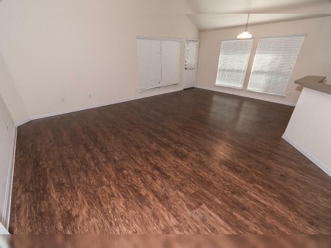 Building Photo - 29442 Westhope Dr