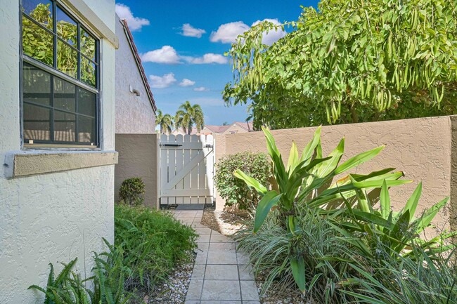 Photo - NOW AVAILABLE - First Floor Condo with 1 Car Garage in Eagle Ridge!