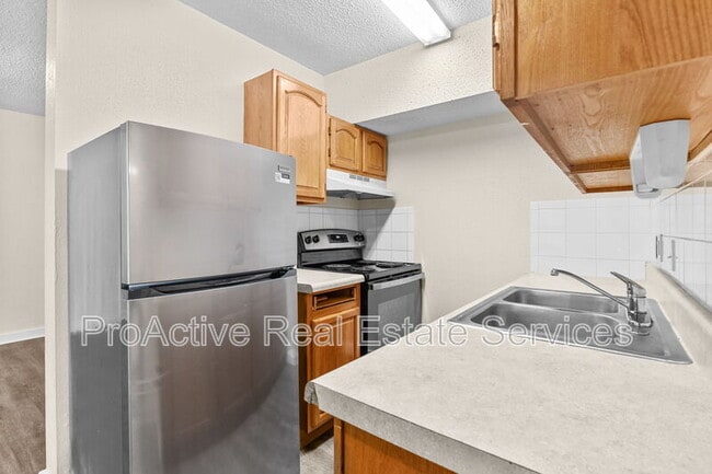 Building Photo - 483 W Ocean View Ave Rental