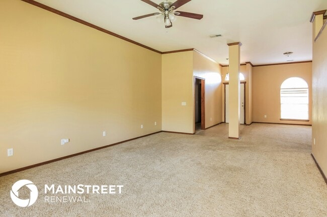 Photo - 1401 SW 129th St