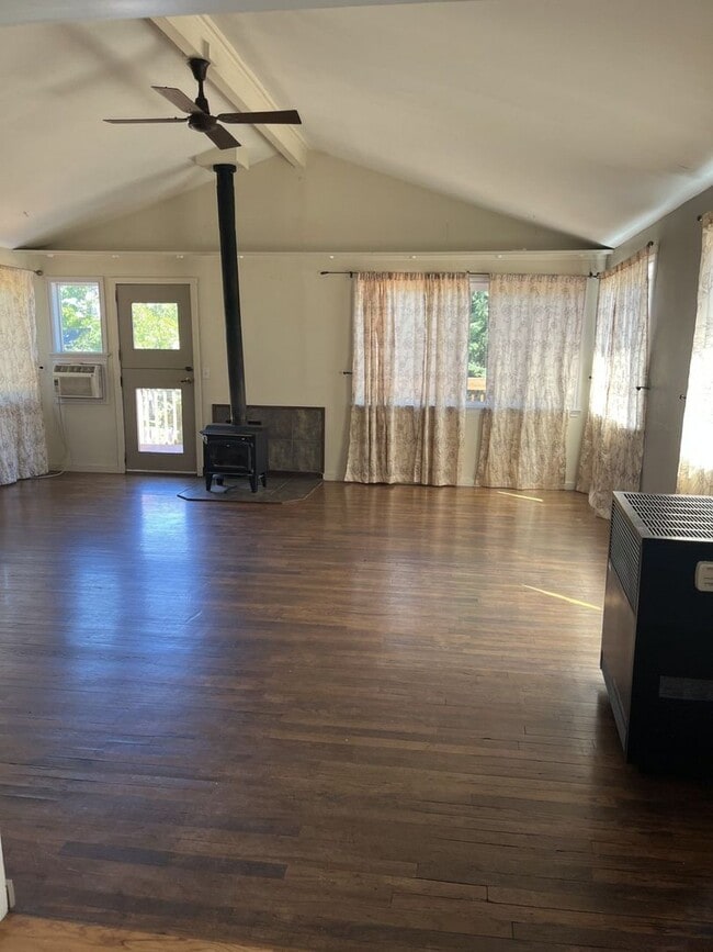 Photo - One Bedroom, One Bath Home for Rent in Ashland