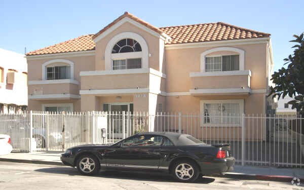 Photo - Schrader Apartments, LLC