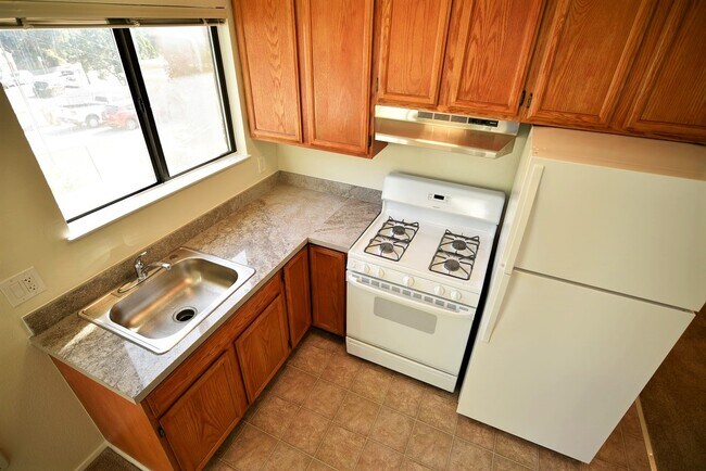 Photo - 3846 Buell St Unidad A