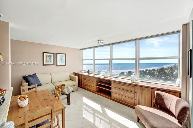 Building Photo - 209 N Fort Lauderdale Beach Blvd Unit 7G