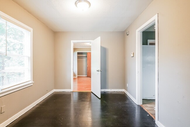 Photo - Recently Remodeled Clean Home for Immediate Move-In
Voucher Friendly, let's talk!