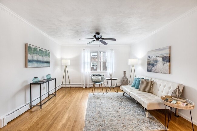 Photo - 130 Parker St Unidad J3 Rental