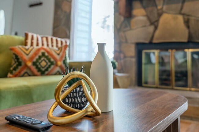 Photo - 246 Toweridge Dr SW