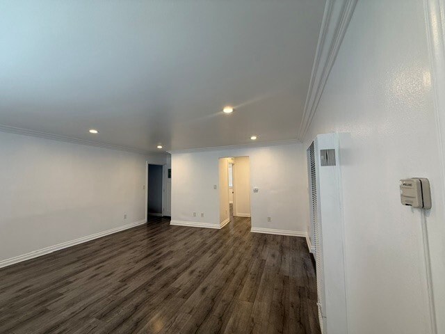 Building Photo - 237 E Anaheim St Unit #3