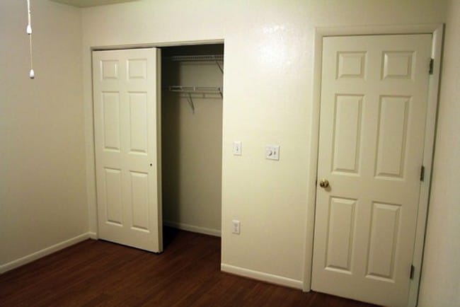 Photo - Covenant Trace @ Yorktown, utilities included