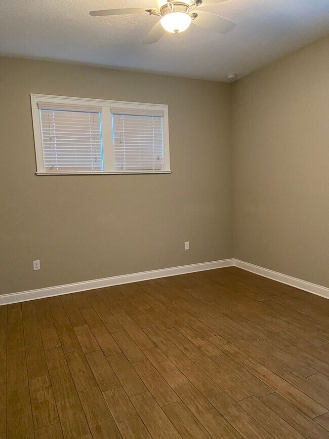 Photo - Park Place-310 Unidad Park Place