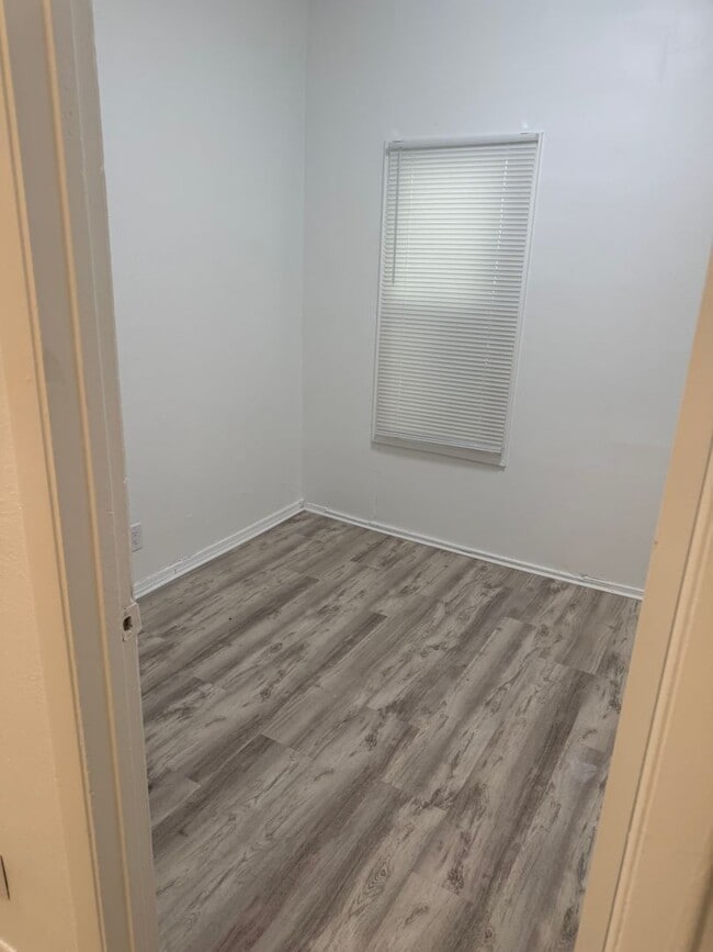 Photo - 1824 N Gale Ave