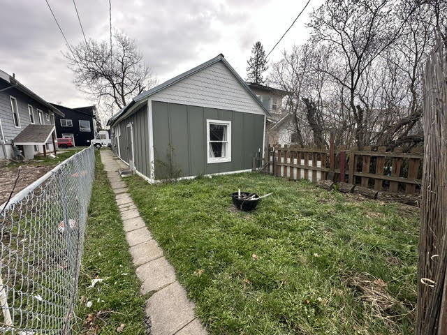 Photo - "Charming & Cozy 2-Bedroom Duplex in Prime Moscow Location – 800 Sq Ft of Comfort!"