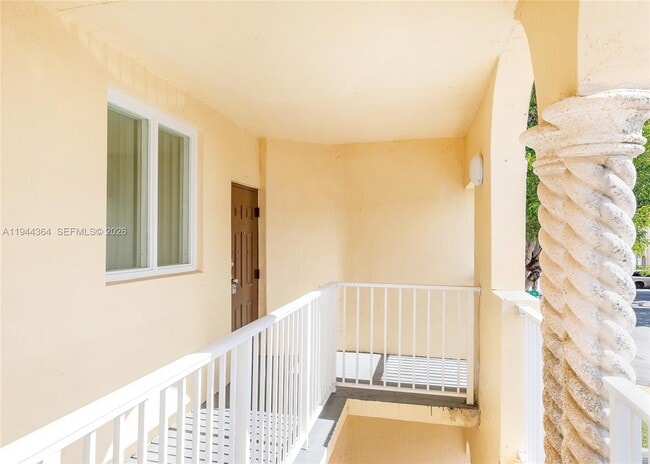 Photo - 2908 SE 17th Ave Unit 200