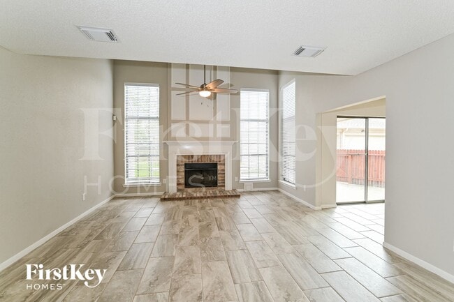 Photo - 2017 Spinnaker Dr