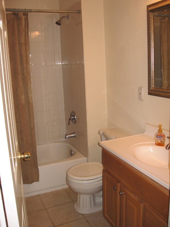 Photo - 1857 Russell Blvd. Unit A