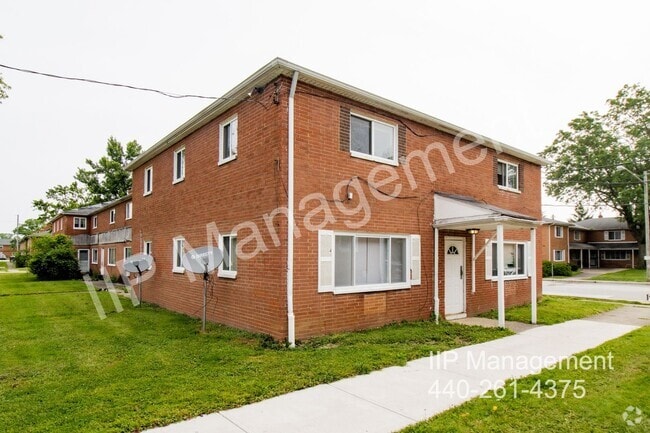 Building Photo - 23984 Banbury Cir Rental