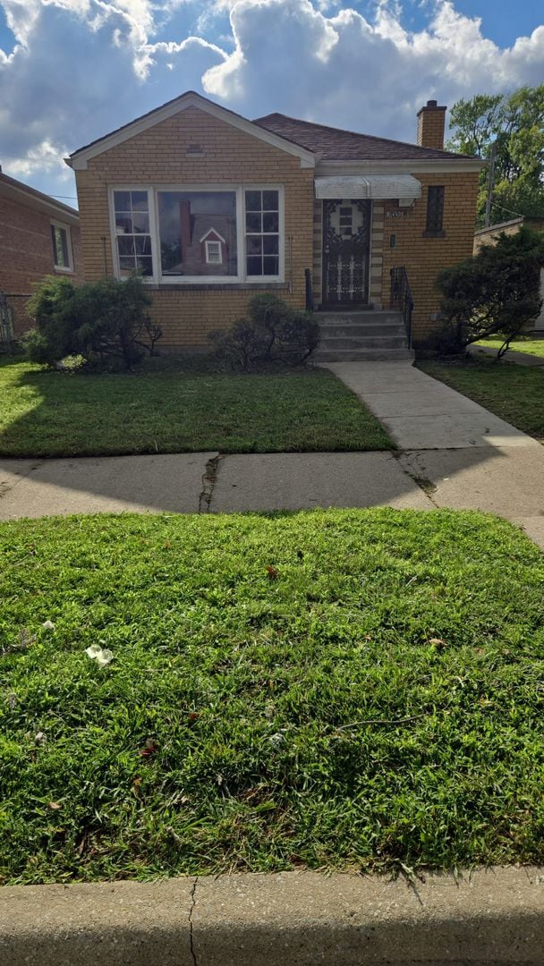 Building Photo - 2 Bed 1 Bath Single Family House | Detache...