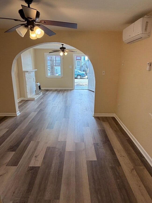 Photo - Newly Renovated 1BD/1BA with Washer/Dryer and shared backyard