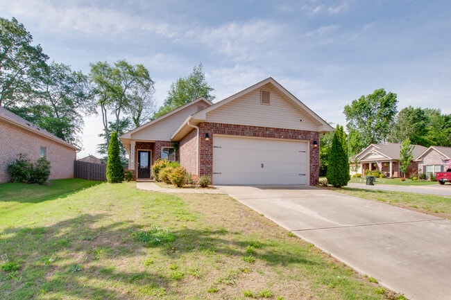 Photo - 150 Shrewsberry Dr