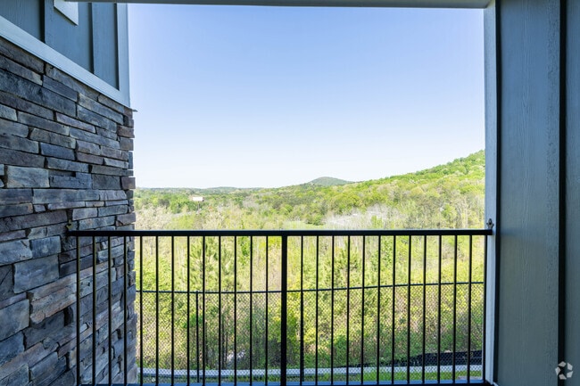 3BR, 2BA - 1138SF Patio